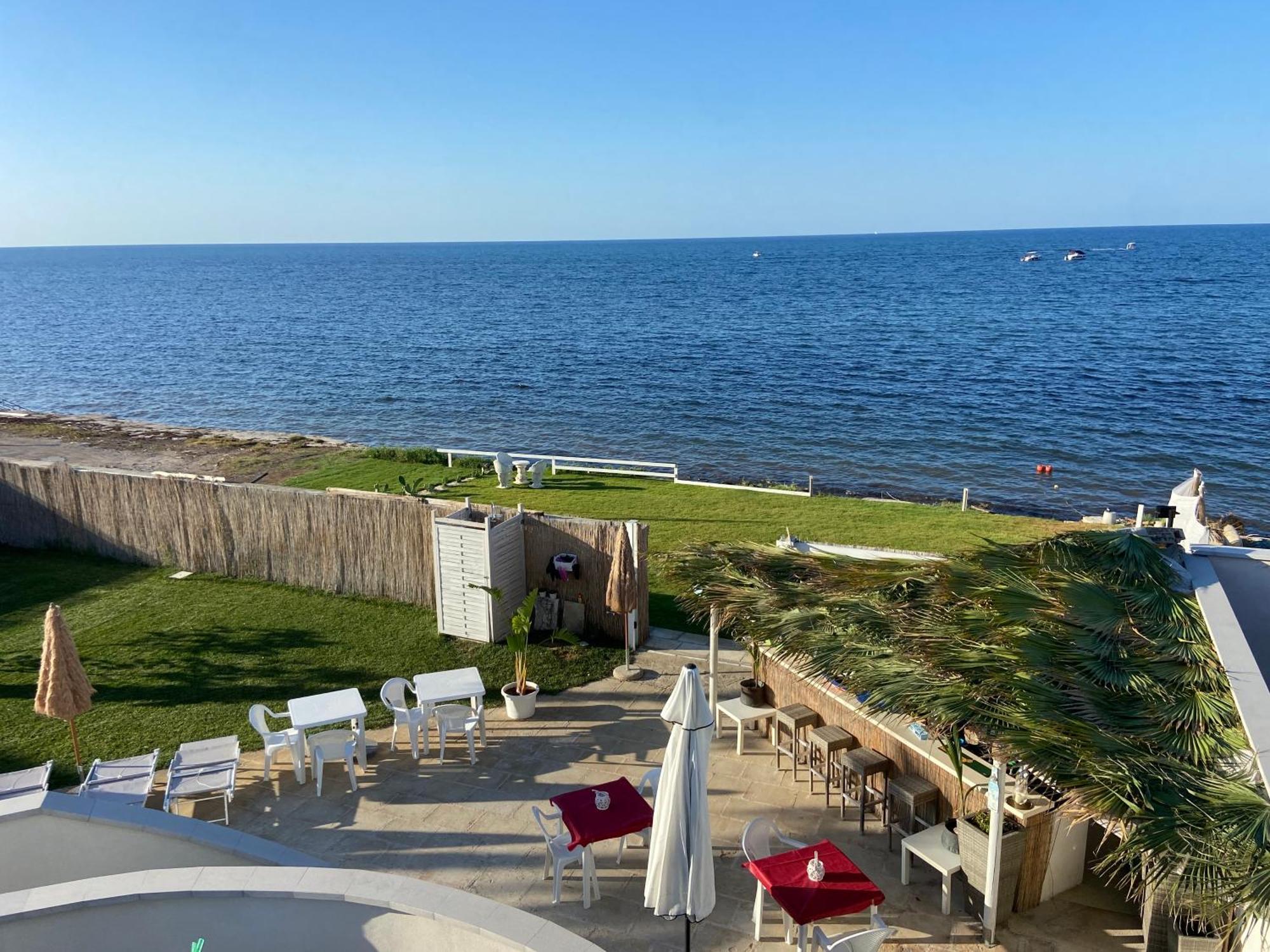 Bari Sea Paradise View (Adults Only) מראה חיצוני תמונה