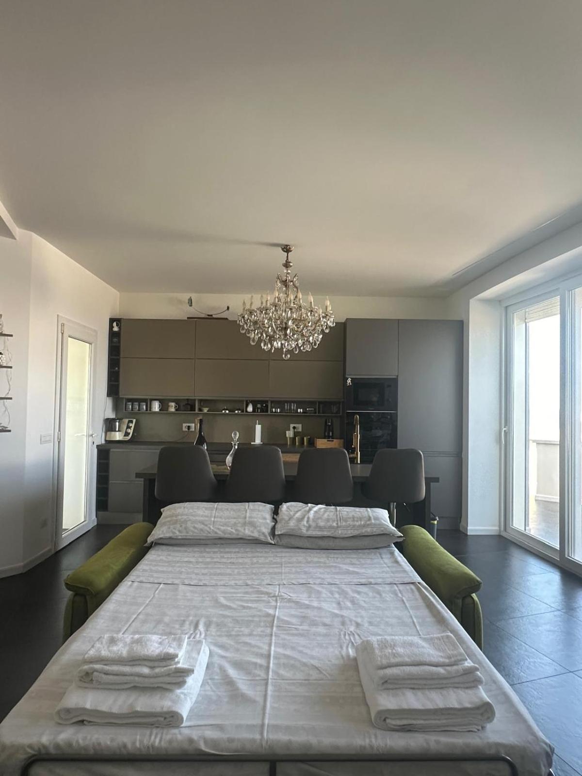Bari Sea Paradise View (Adults Only) מראה חיצוני תמונה